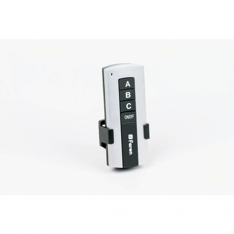 TM78 Выключатель дистанционный 230V 1000W 4-х канальный 30м с пультом управления, черный/серебро